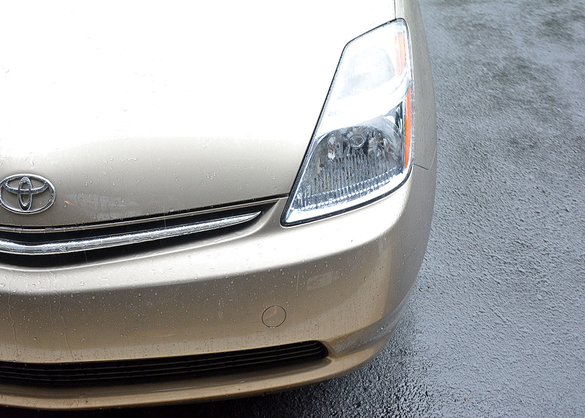 2007 Tan Toyota Prius Sedan