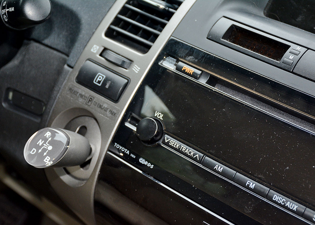 2007 Tan Toyota Prius Sedan