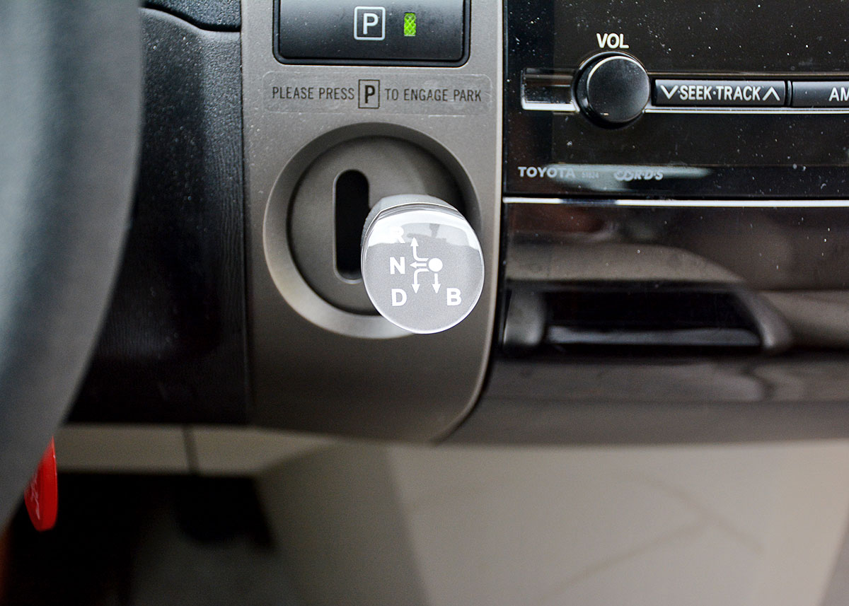 2007 Tan Toyota Prius Sedan