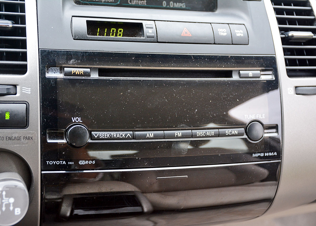 2007 Tan Toyota Prius Sedan