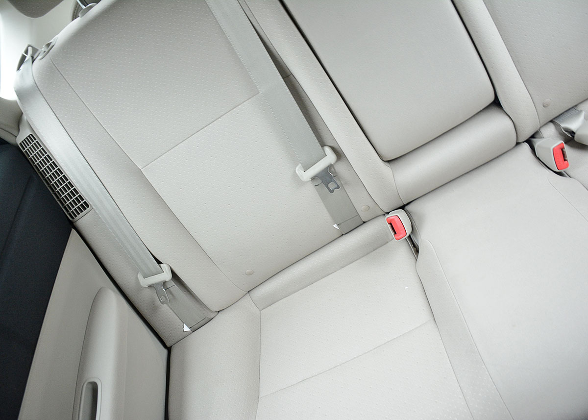 2007 Tan Toyota Prius Sedan