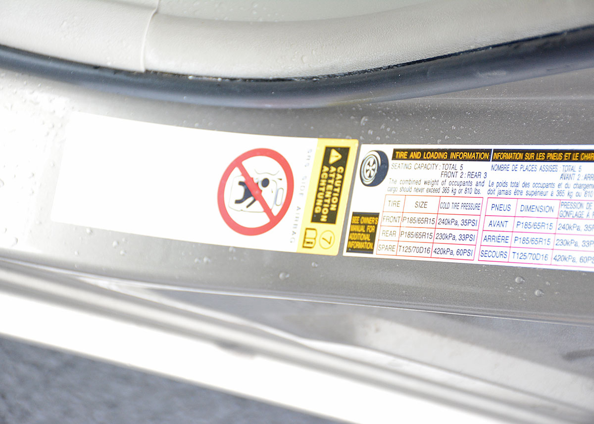 2007 Tan Toyota Prius Sedan