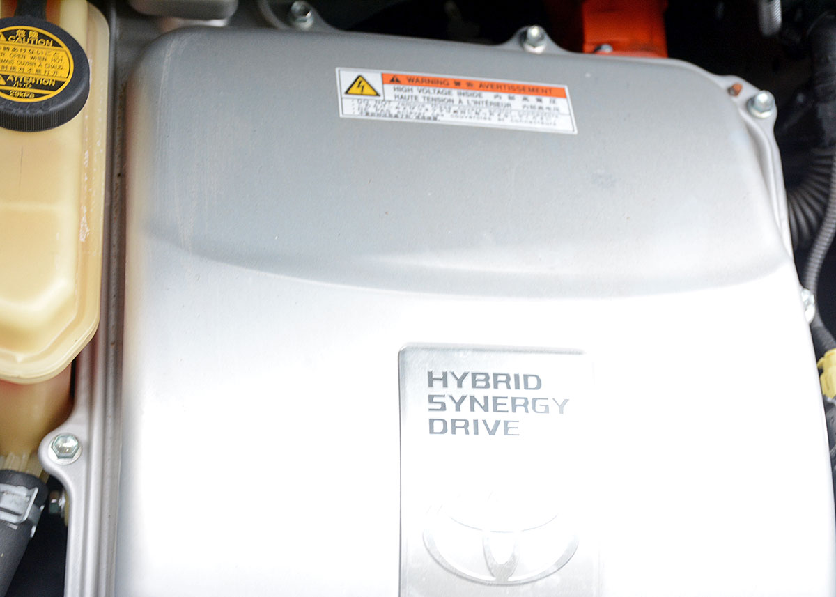 2007 Tan Toyota Prius Sedan