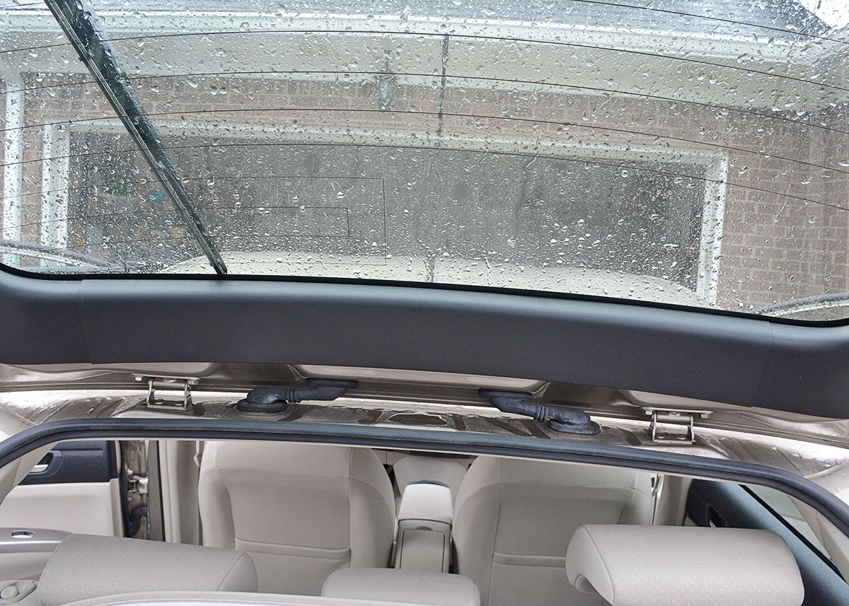 2007 Tan Toyota Prius Sedan