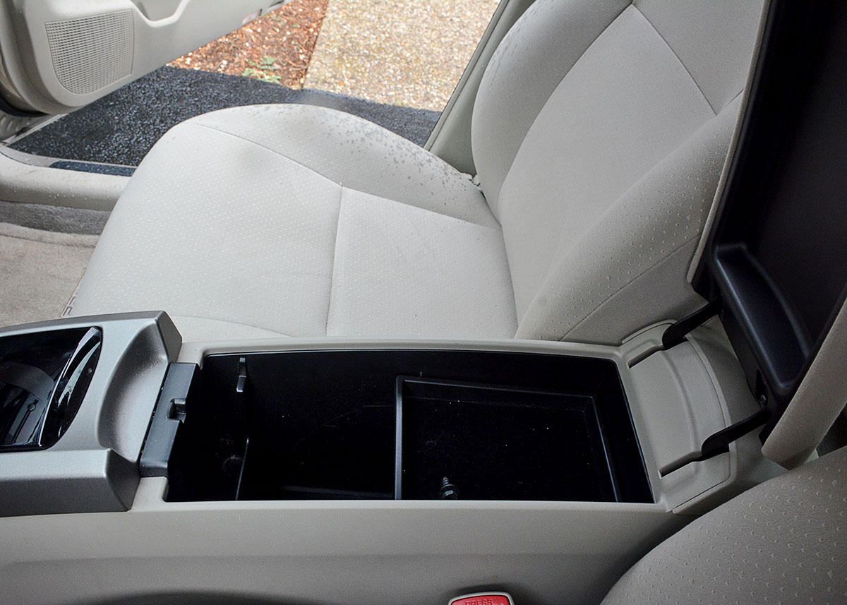 2007 Tan Toyota Prius Sedan