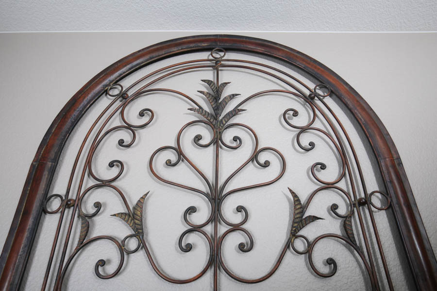 Decorative Metal Wall Hanging