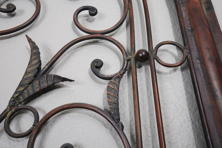 Decorative Metal Wall Hanging