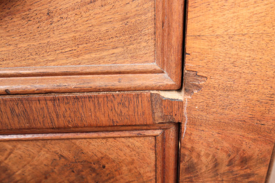 Antique Victorian Mahogany Chest of Drawers