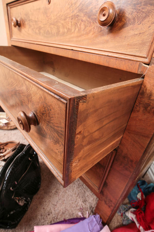 Antique Victorian Mahogany Chest of Drawers