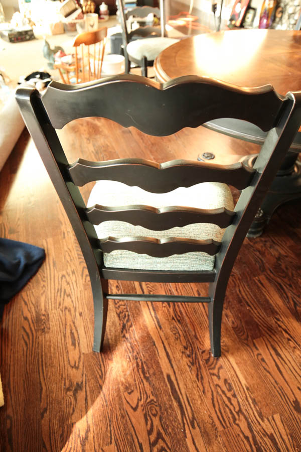 Round Dining Table and Six Chairs