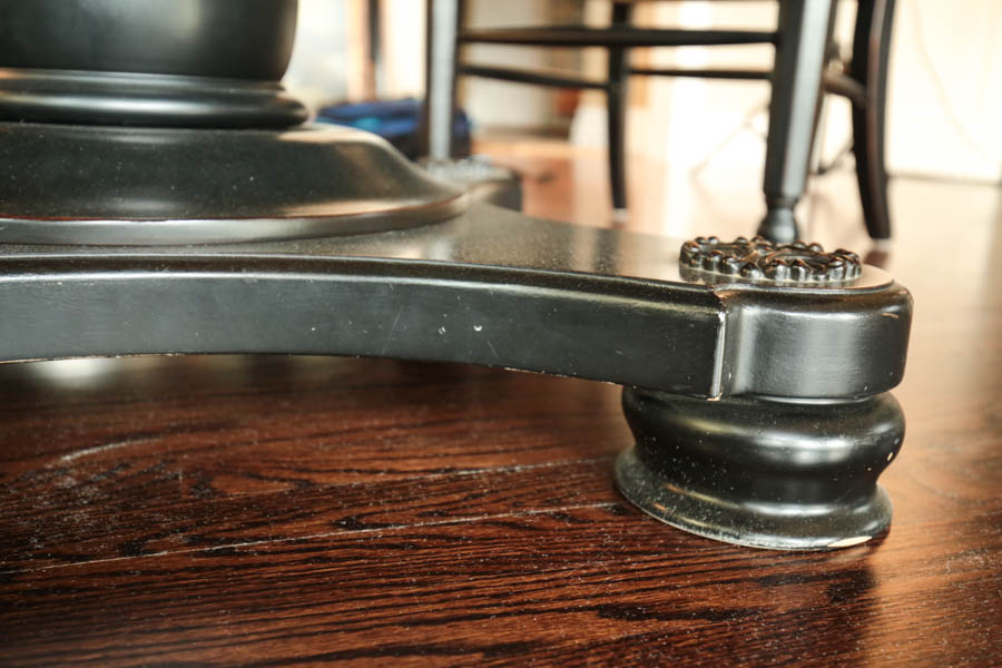 Round Dining Table and Six Chairs