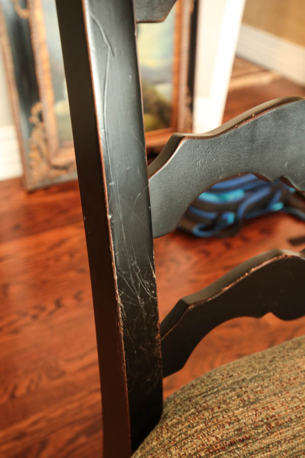 Round Dining Table and Six Chairs