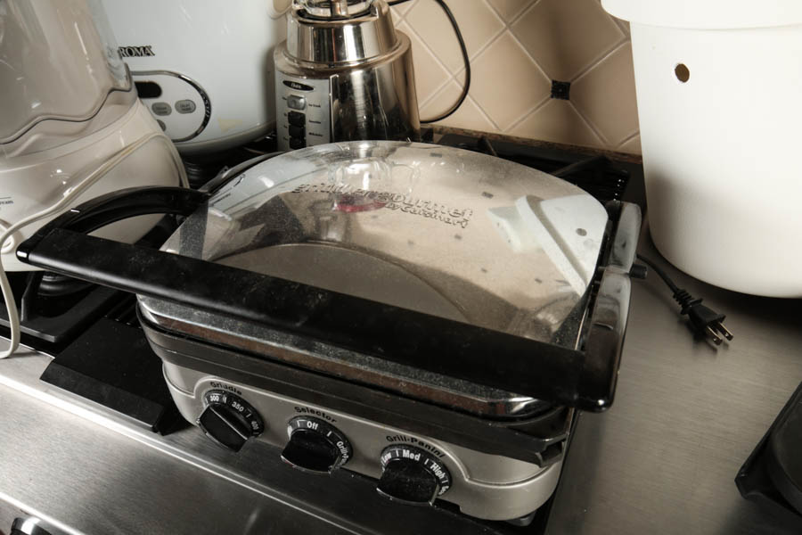 Generous Collection of Small Kitchen Appliances