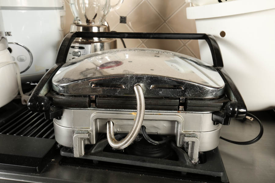 Generous Collection of Small Kitchen Appliances