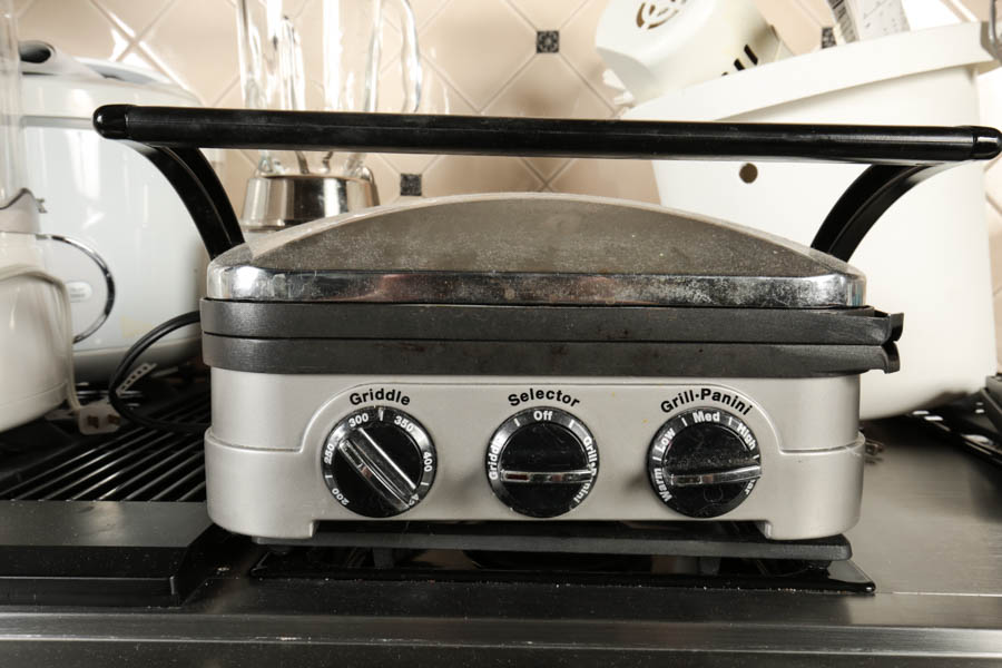 Generous Collection of Small Kitchen Appliances