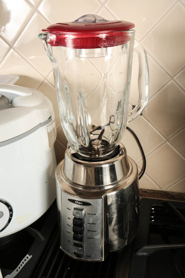 Generous Collection of Small Kitchen Appliances