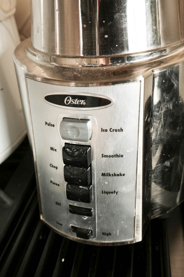 Generous Collection of Small Kitchen Appliances