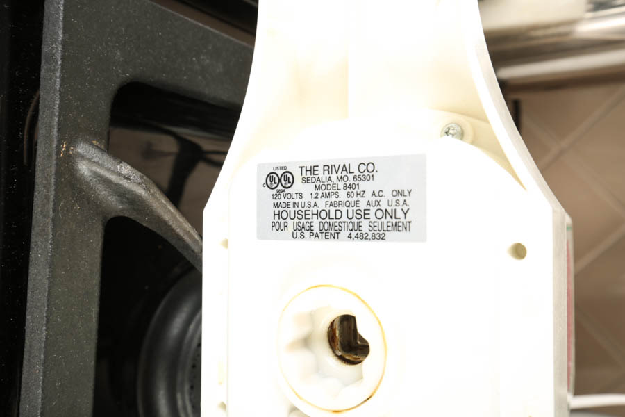 Generous Collection of Small Kitchen Appliances