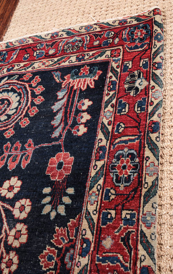 Vintage Hand-Knotted Sarouk Wool Wool Area Rug