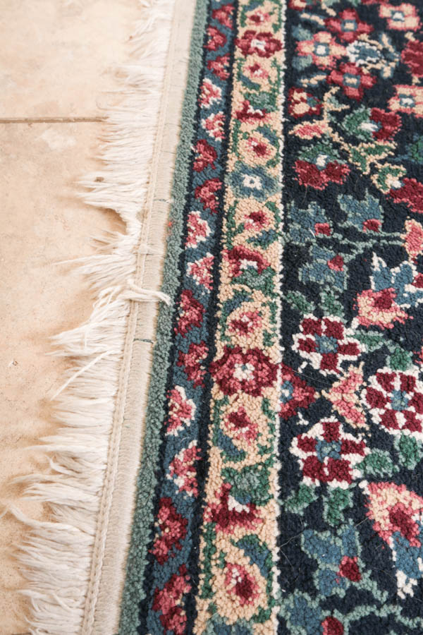 Large Machine Woven Persian Medallion Area Rug