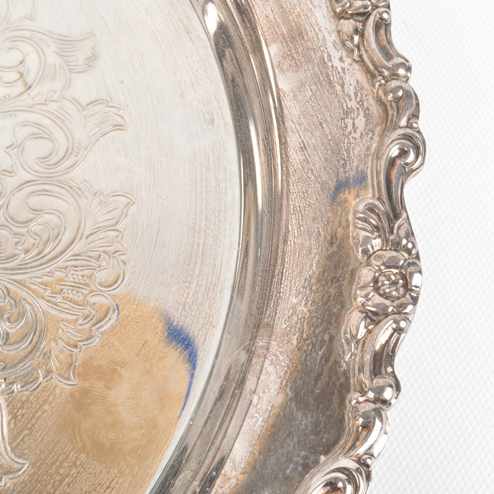 Assorted Silver Plate Décor and Serving Pieces