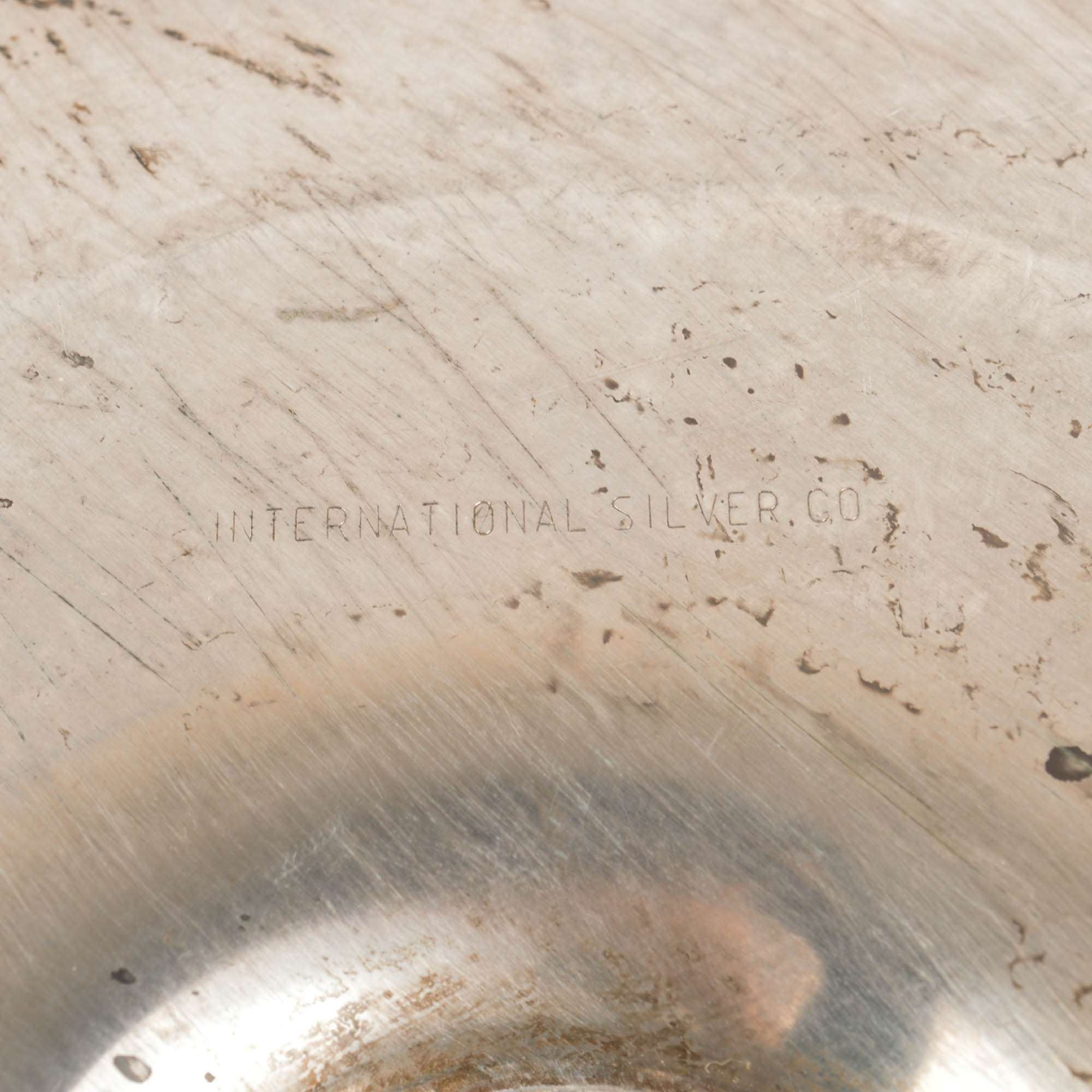 Assorted Silver Plate Décor and Serving Pieces