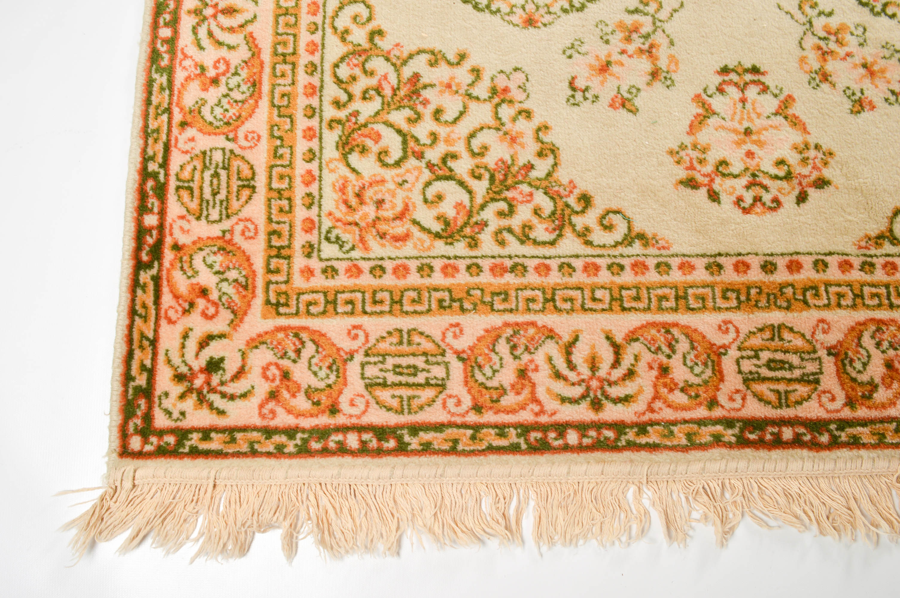 Machine Woven Belgium Wool Area Rug