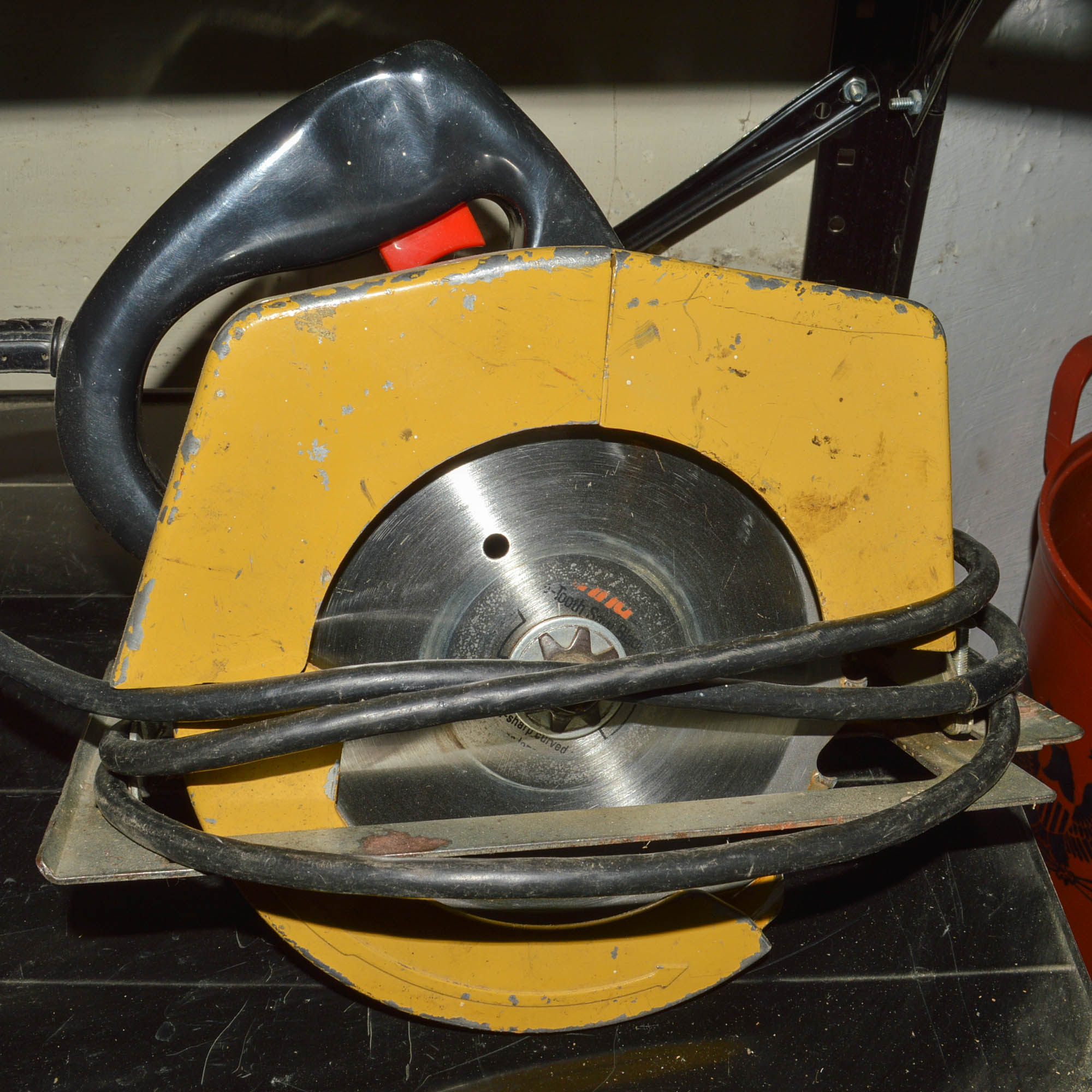 Assorted Power Tools