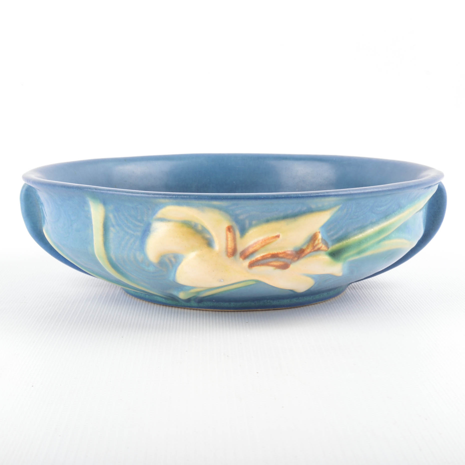 Roseville "Zephyr Lily" Bowl