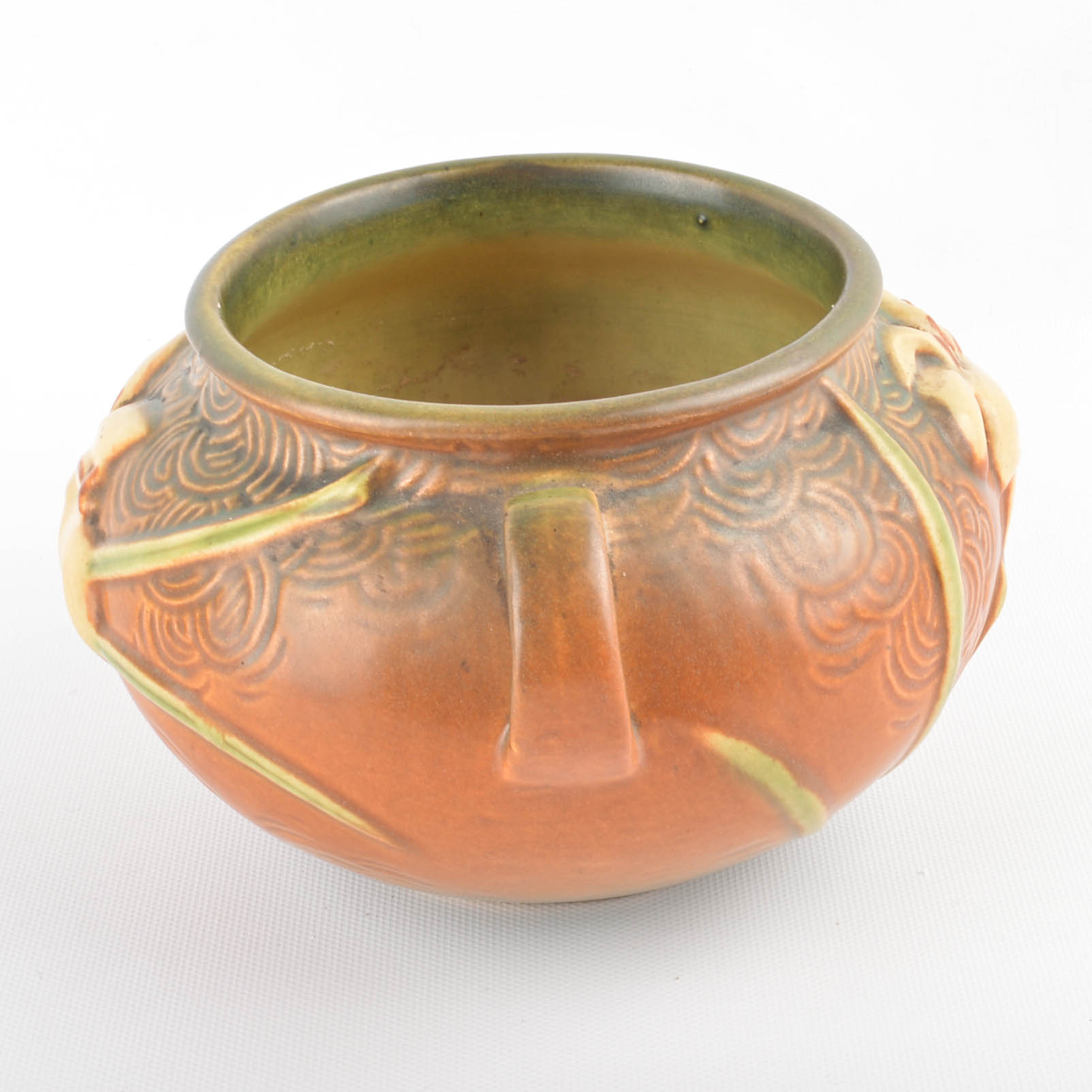 Roseville "Zephyr Lily" Jardinere