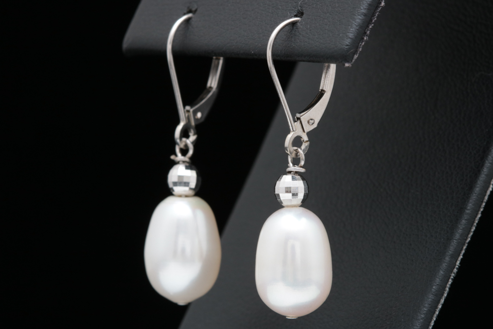 14K White Gold and Freshwater Pearl Dangle Earrings