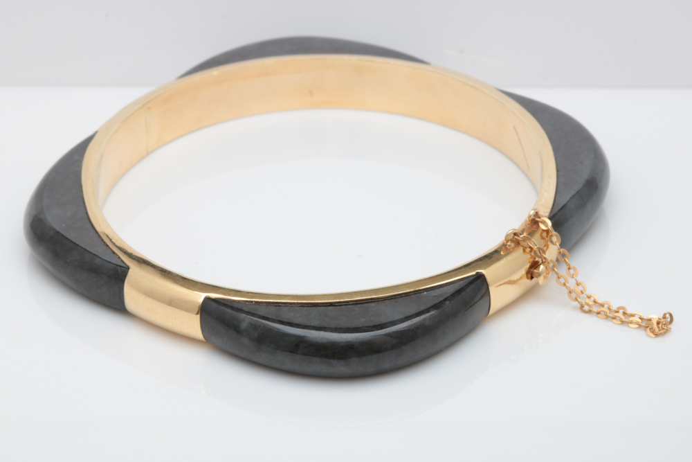 14K Yellow Gold and Black Jade Hinged Bangle Bracelet