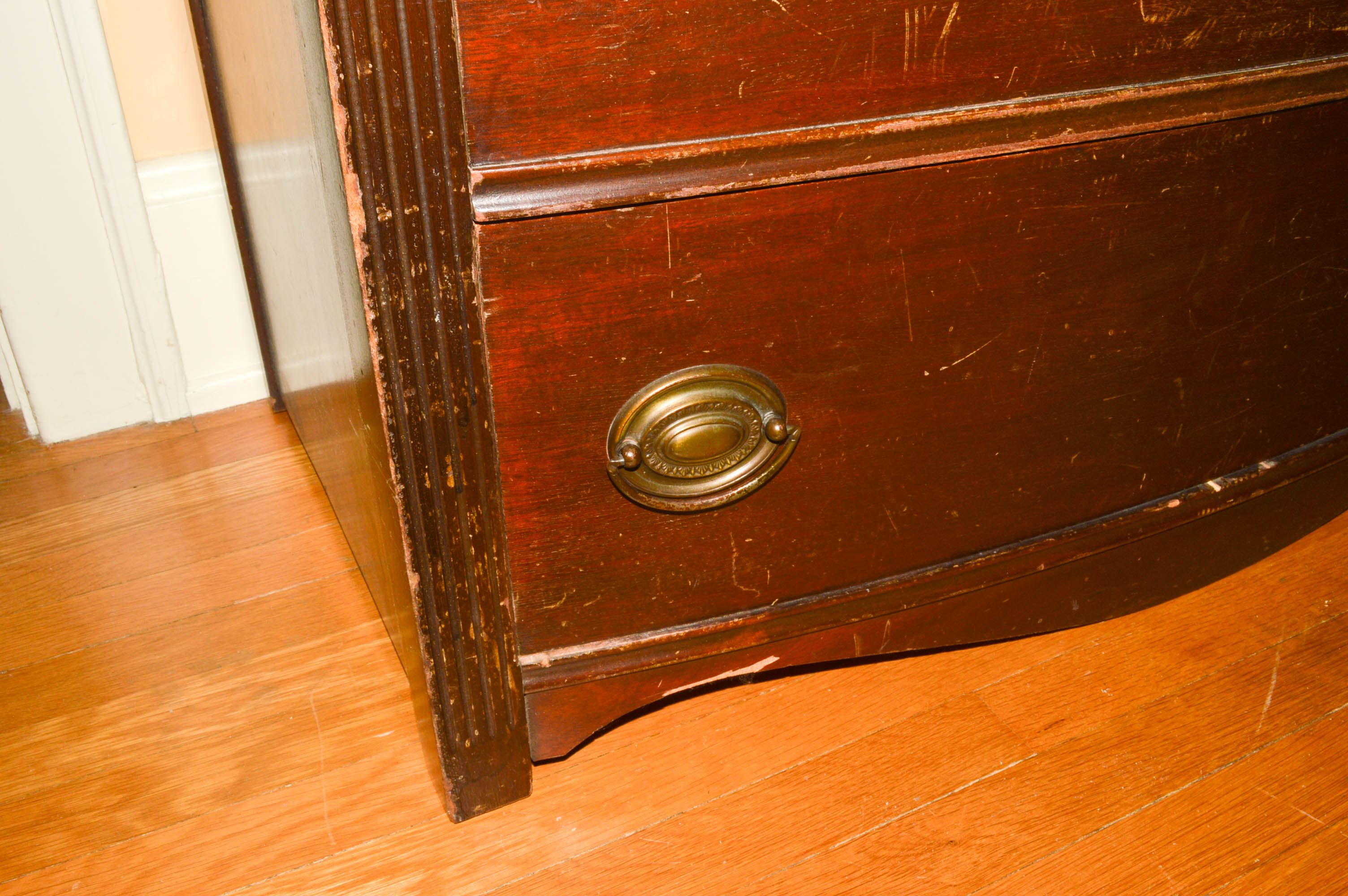 Vintage Gentlemen's Dresser