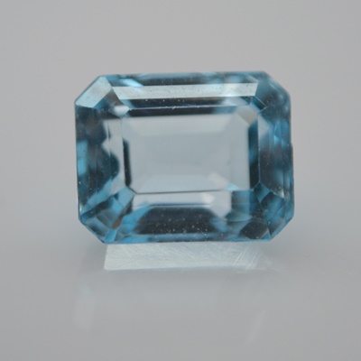 Loose 3.38 CT Natural Sky Blue Topaz Gemstone