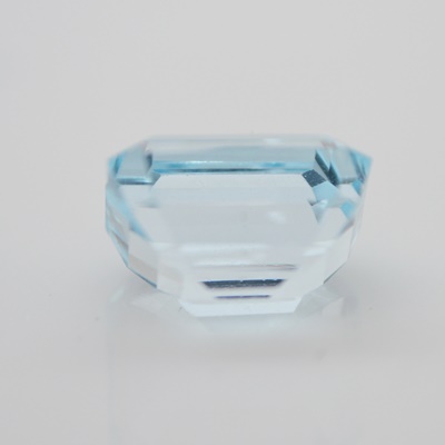 Loose 3.38 CT Natural Sky Blue Topaz Gemstone