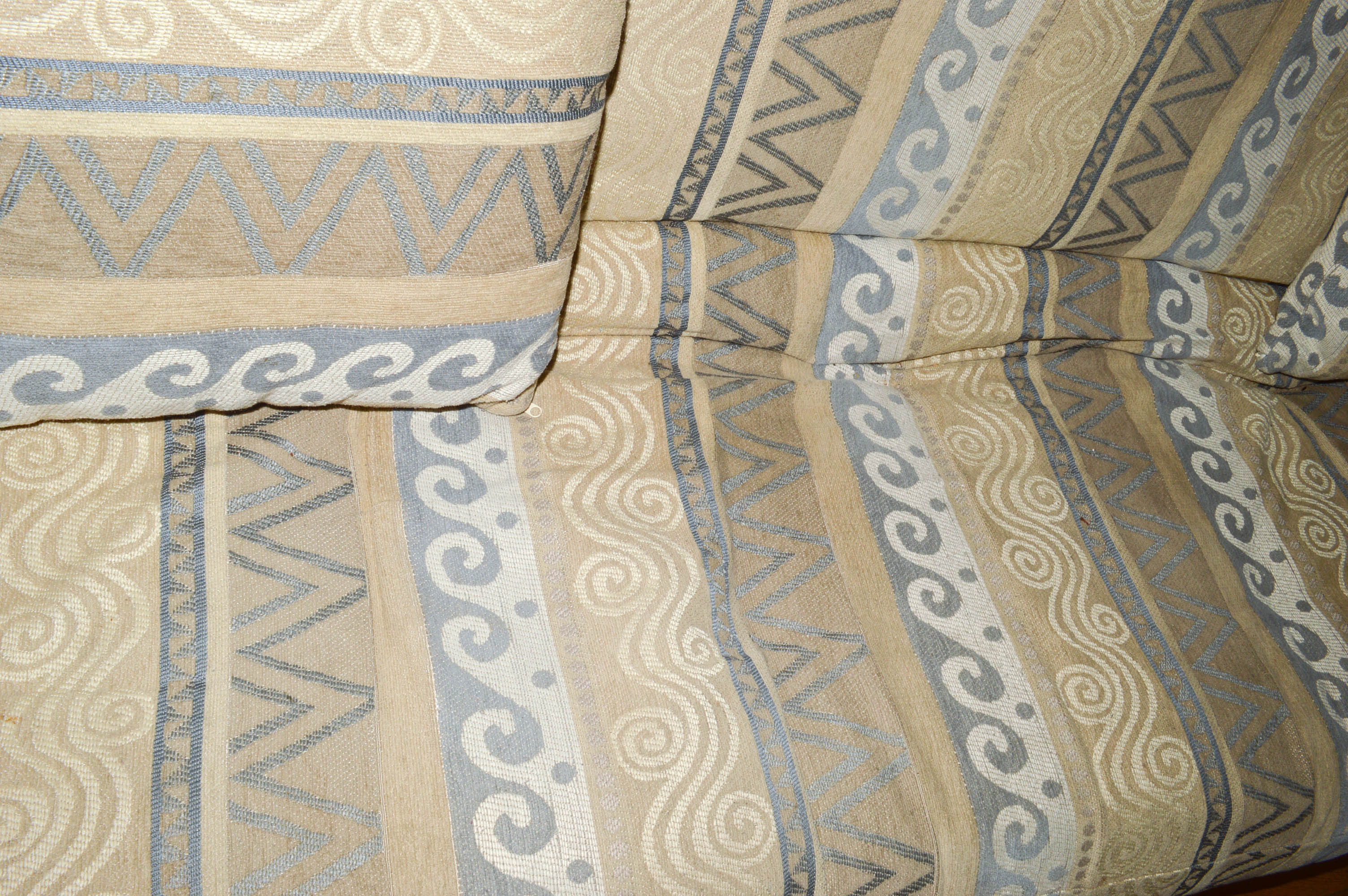 Wooden Futon Frame With Mattress