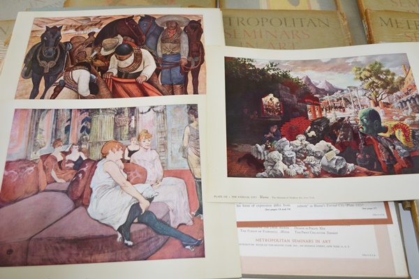 "Metropolitan Seminars Art" Hard Cover Book Collection, 13 Volume Set