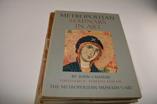 "Metropolitan Seminars Art" Hard Cover Book Collection, 13 Volume Set
