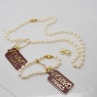 Imitation Pearl Bracelet and Necklace Set by Noriko