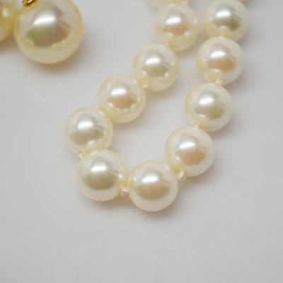 Imitation Pearl Bracelet and Necklace Set by Noriko