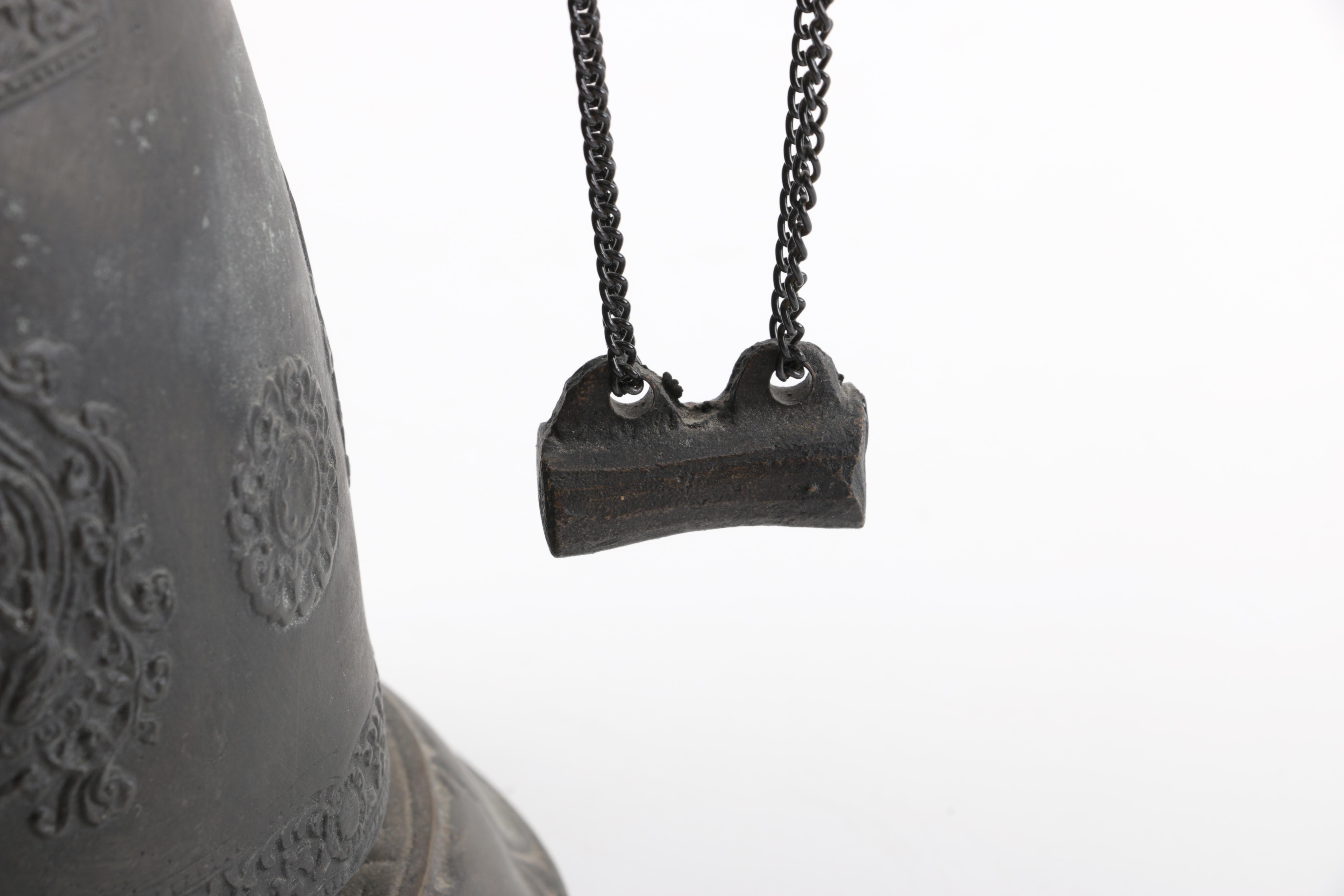 Black Metal East Asian Bell