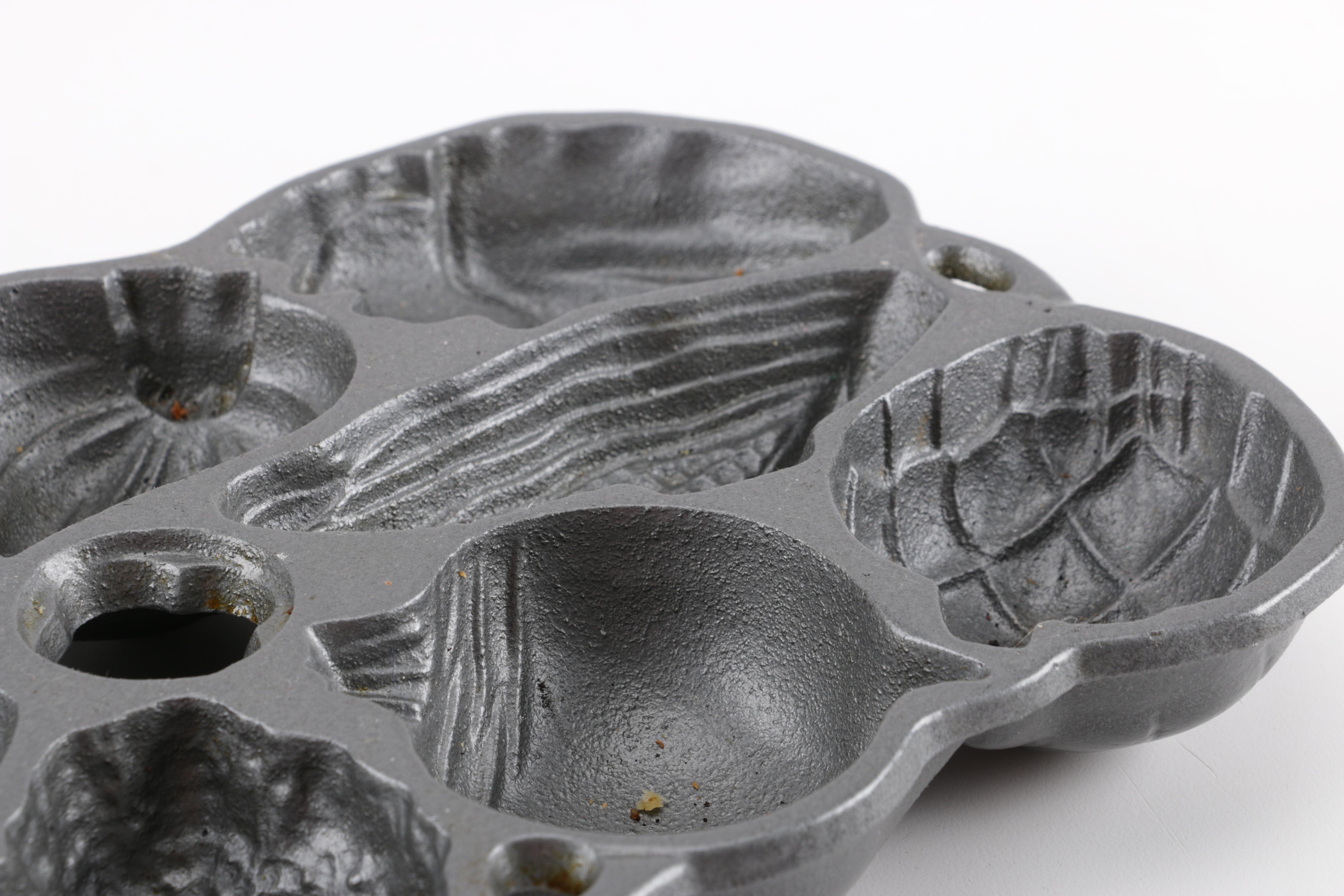 Grey Metal Vegetable Mold Baking Tray