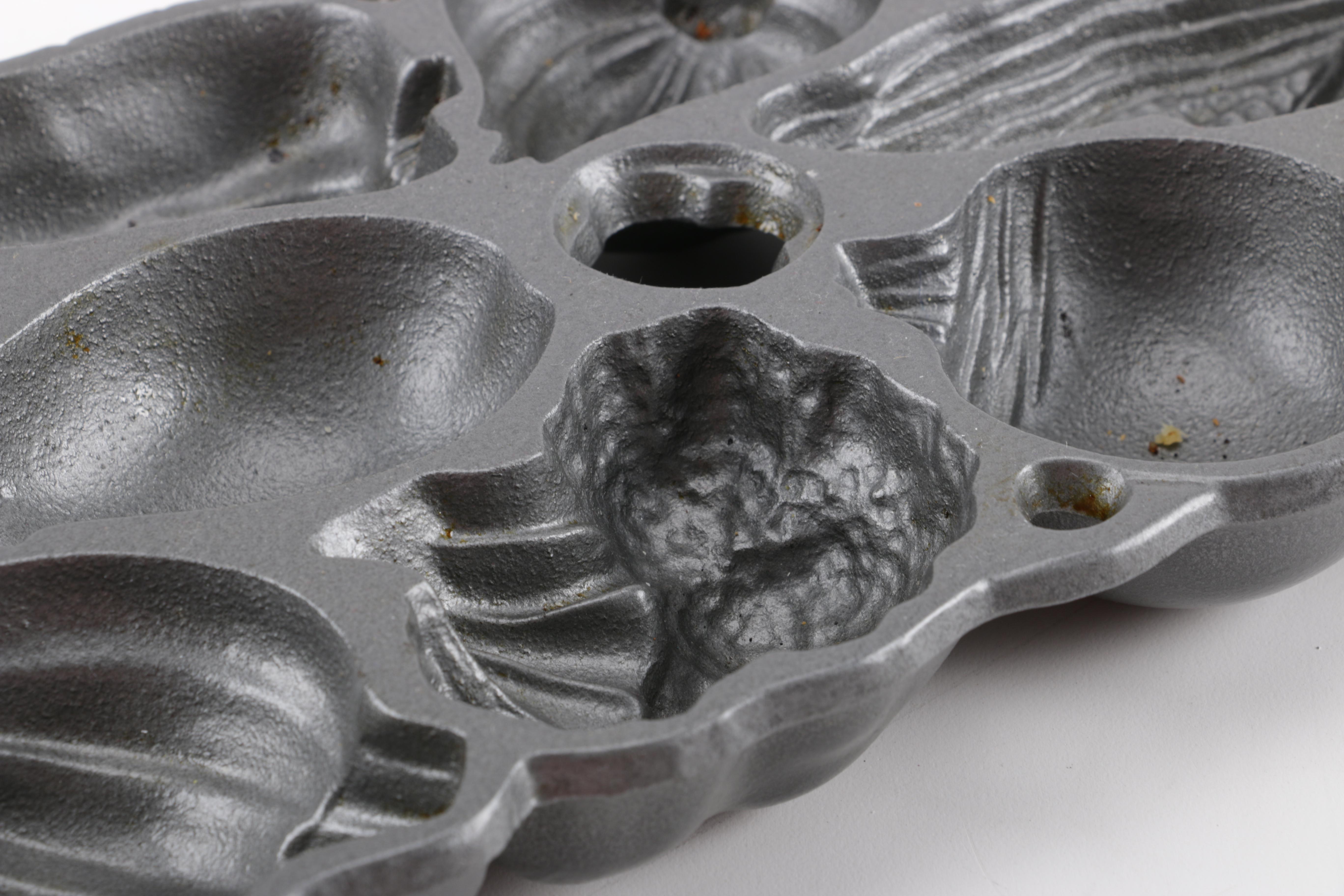 Grey Metal Vegetable Mold Baking Tray