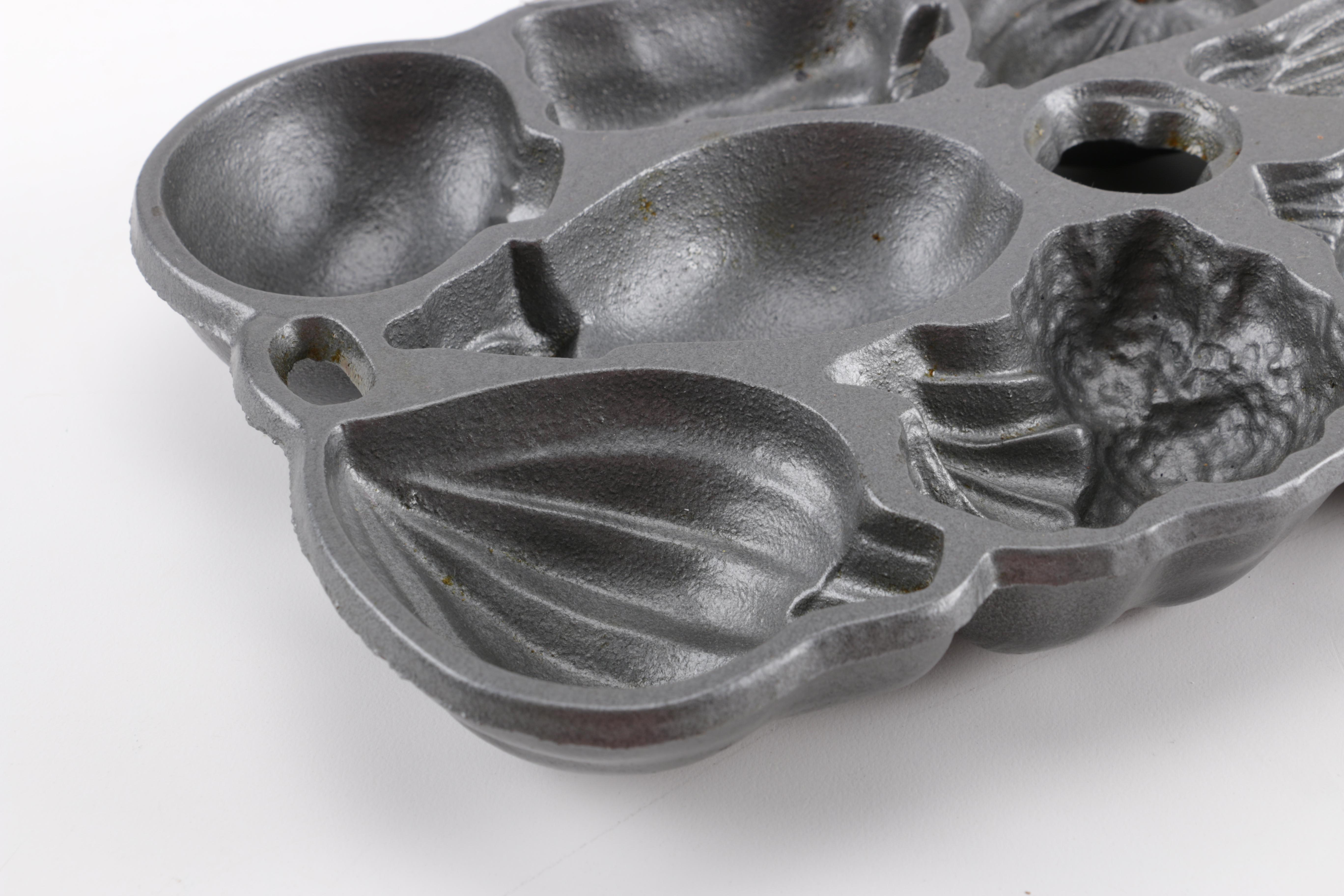 Grey Metal Vegetable Mold Baking Tray