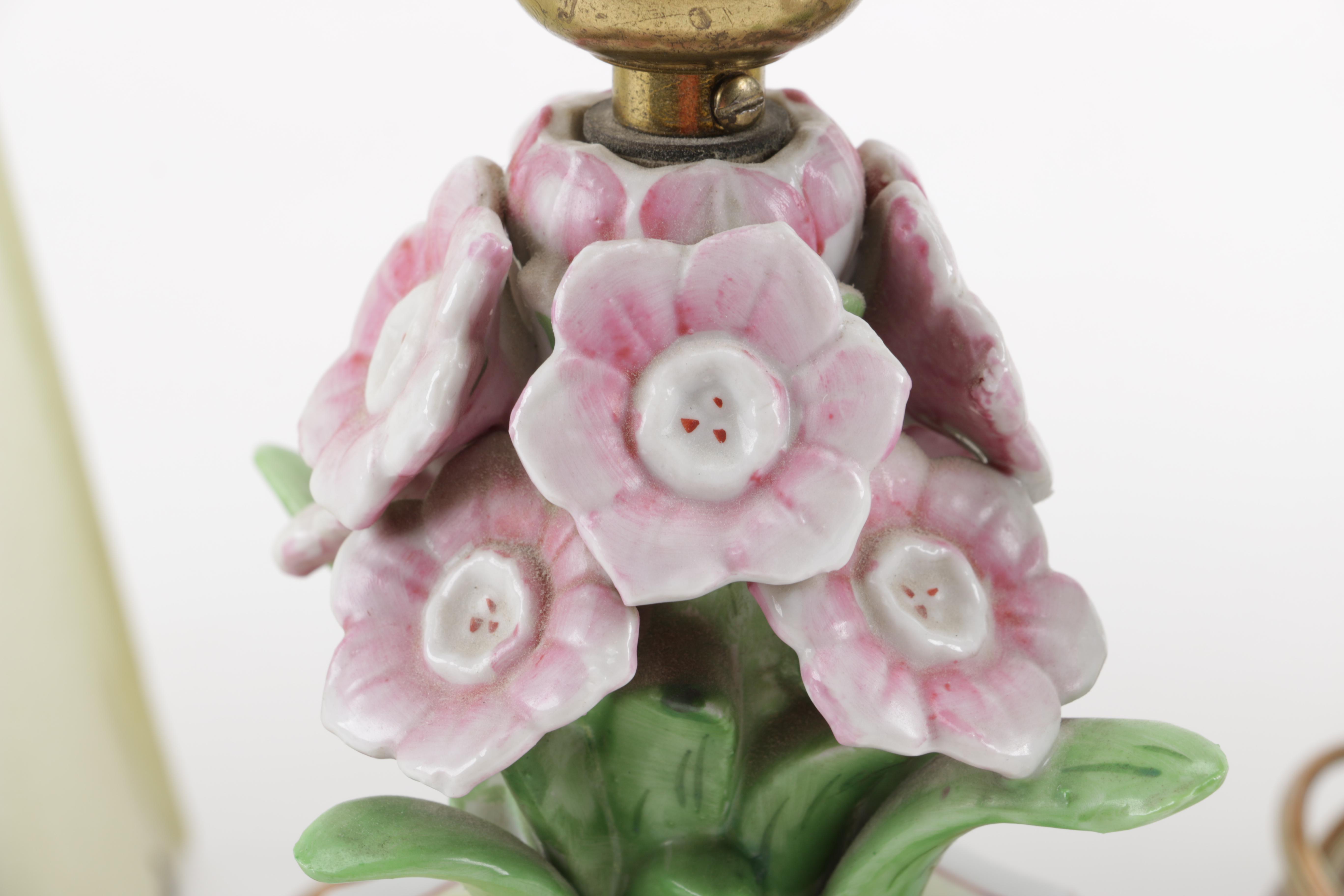 Ceramic Floral Sculpture Lamps With Shades