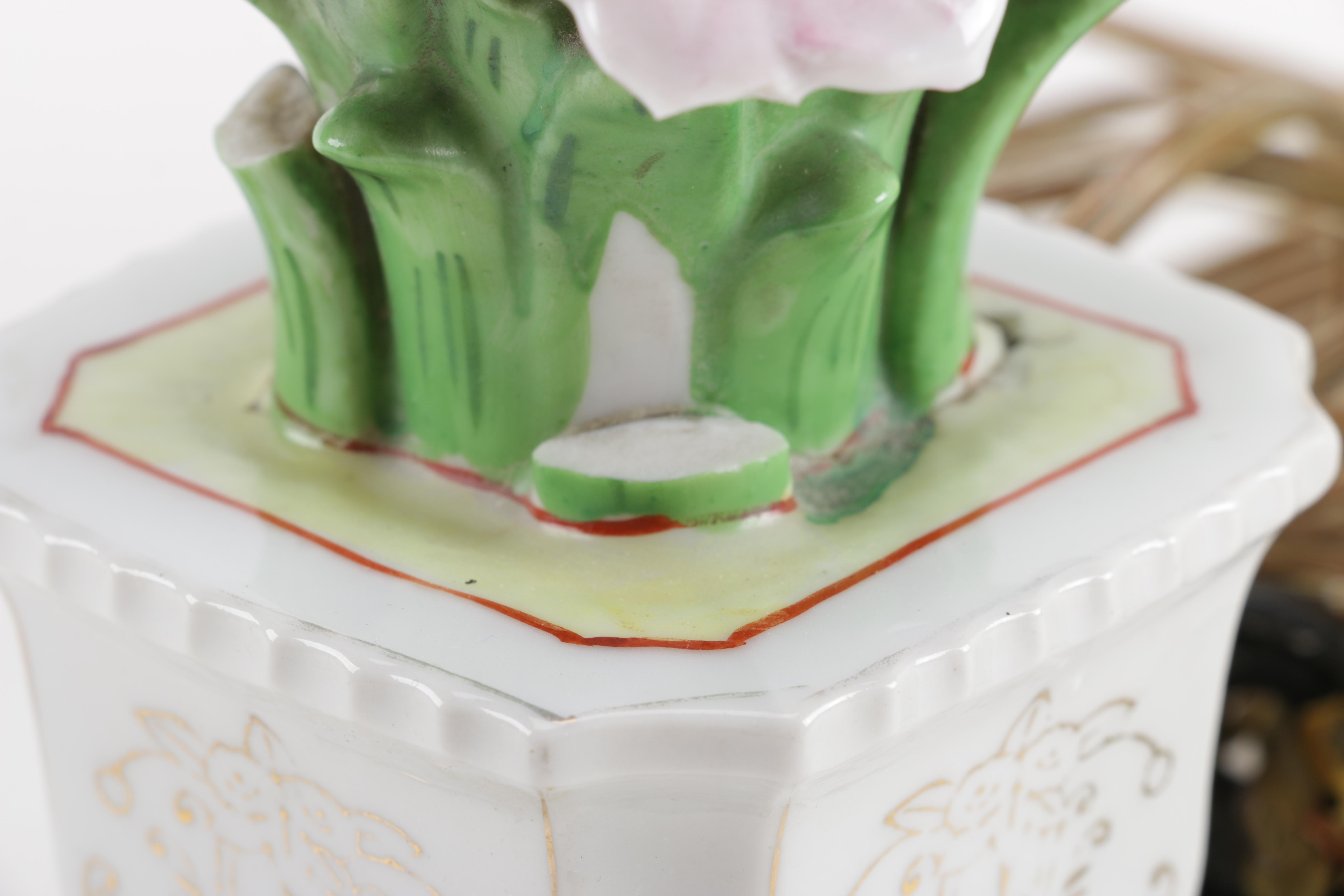 Ceramic Floral Sculpture Lamps With Shades