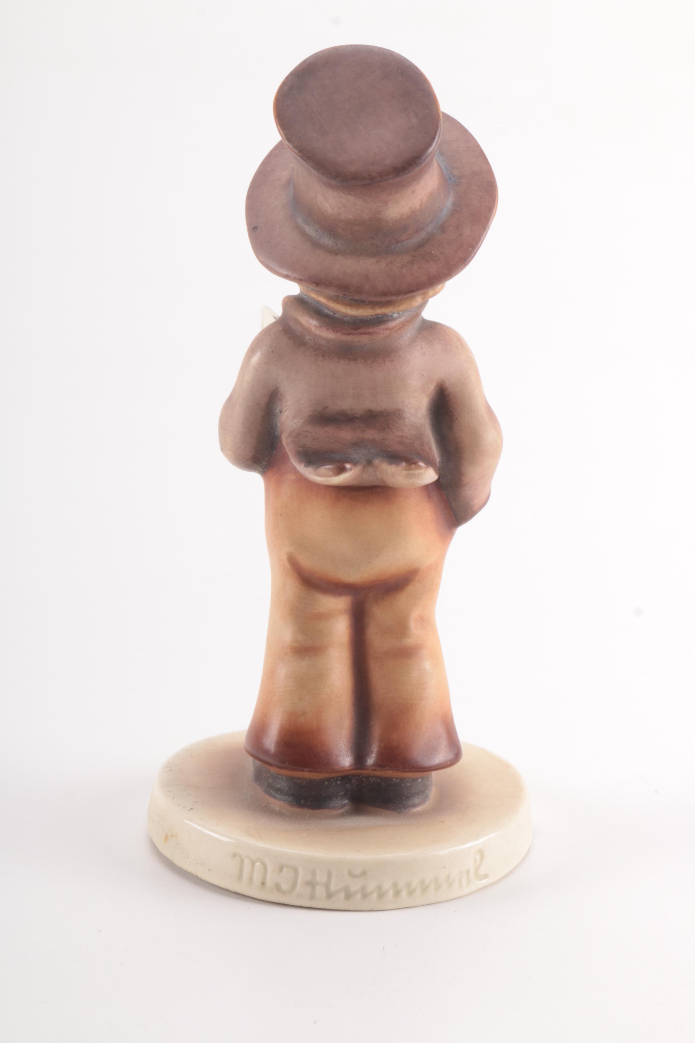 1941 Hummel Figurine 131 "Street Singer"