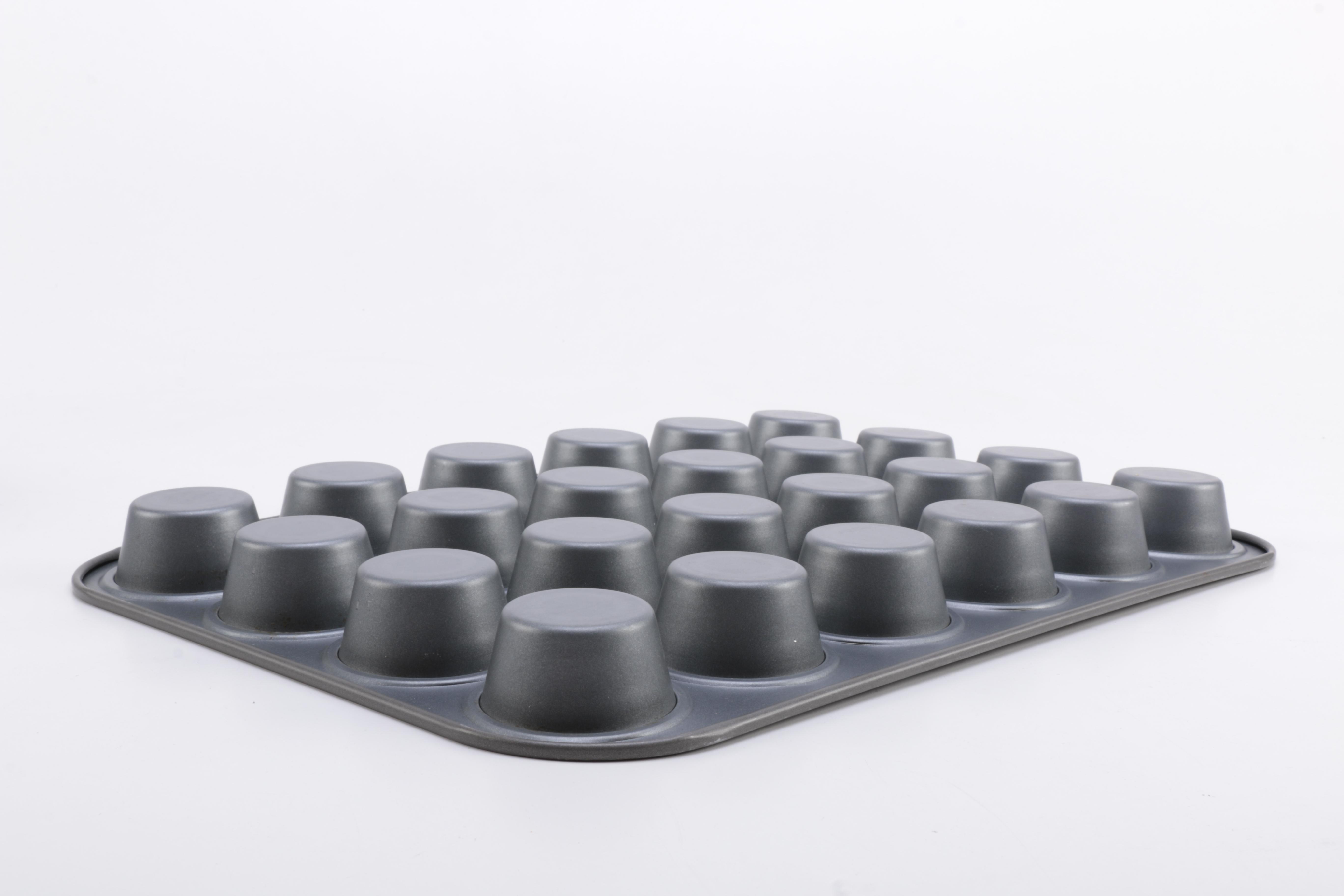 Cake Pans and Cupcake Pan