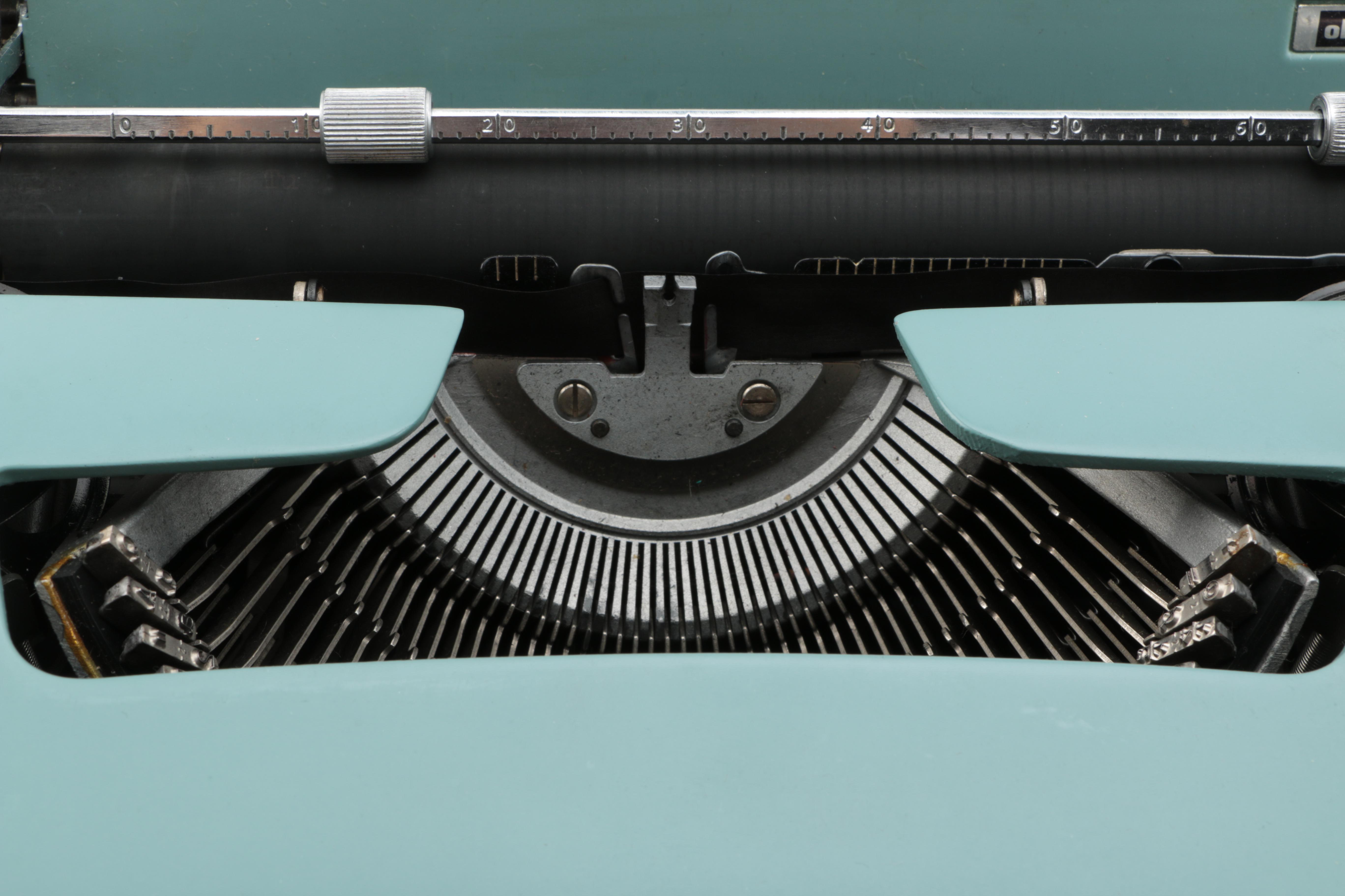 Olivetti Underwood "Lettera 32" Typewriter with Case and Manual