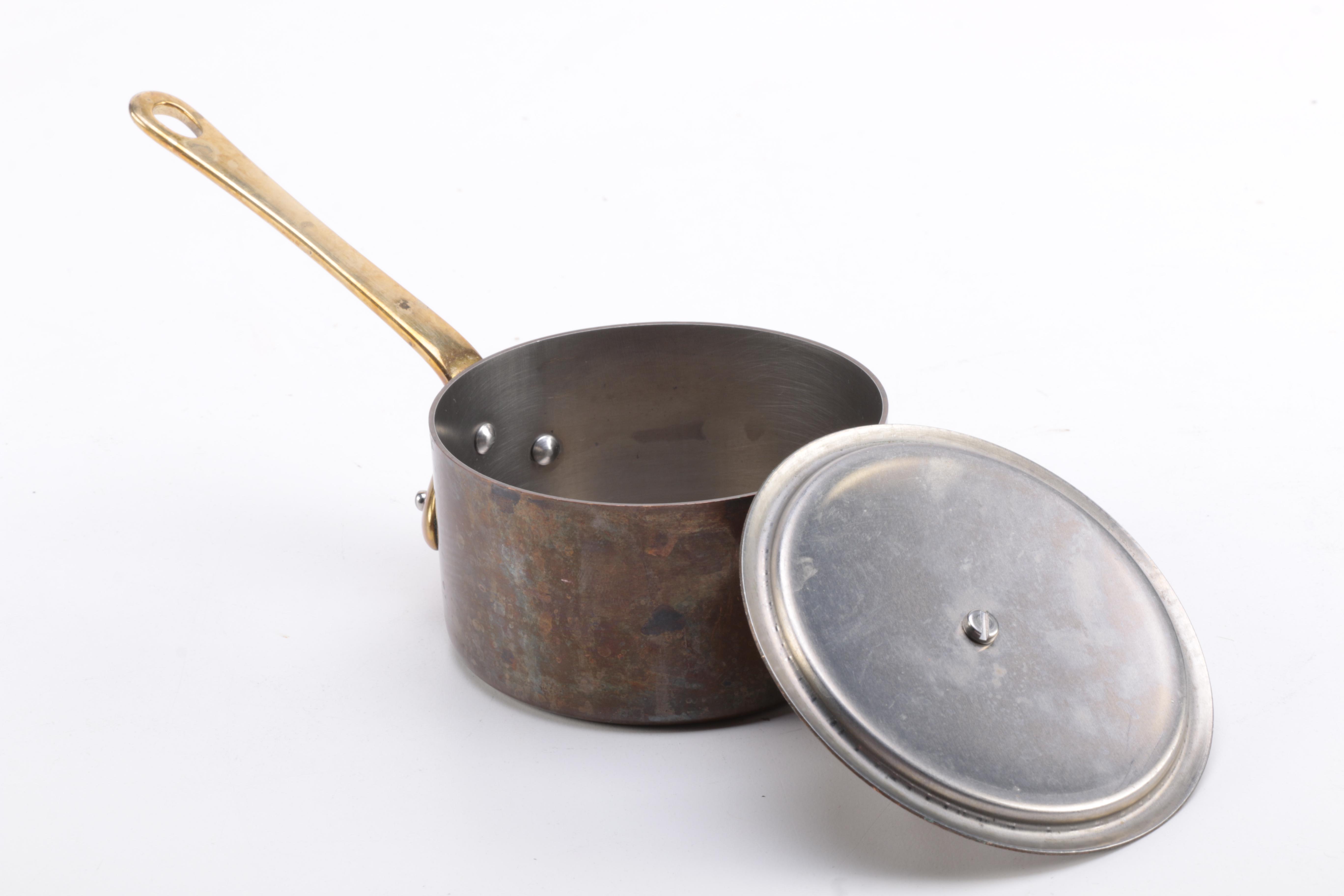 Steel Cooking Pots Featuring All-Clad